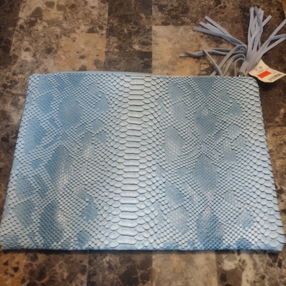 BAM FOREVER Genuine Leather  Clutch Purse Bag Pouch Women's auqua - Picture 2 of 3